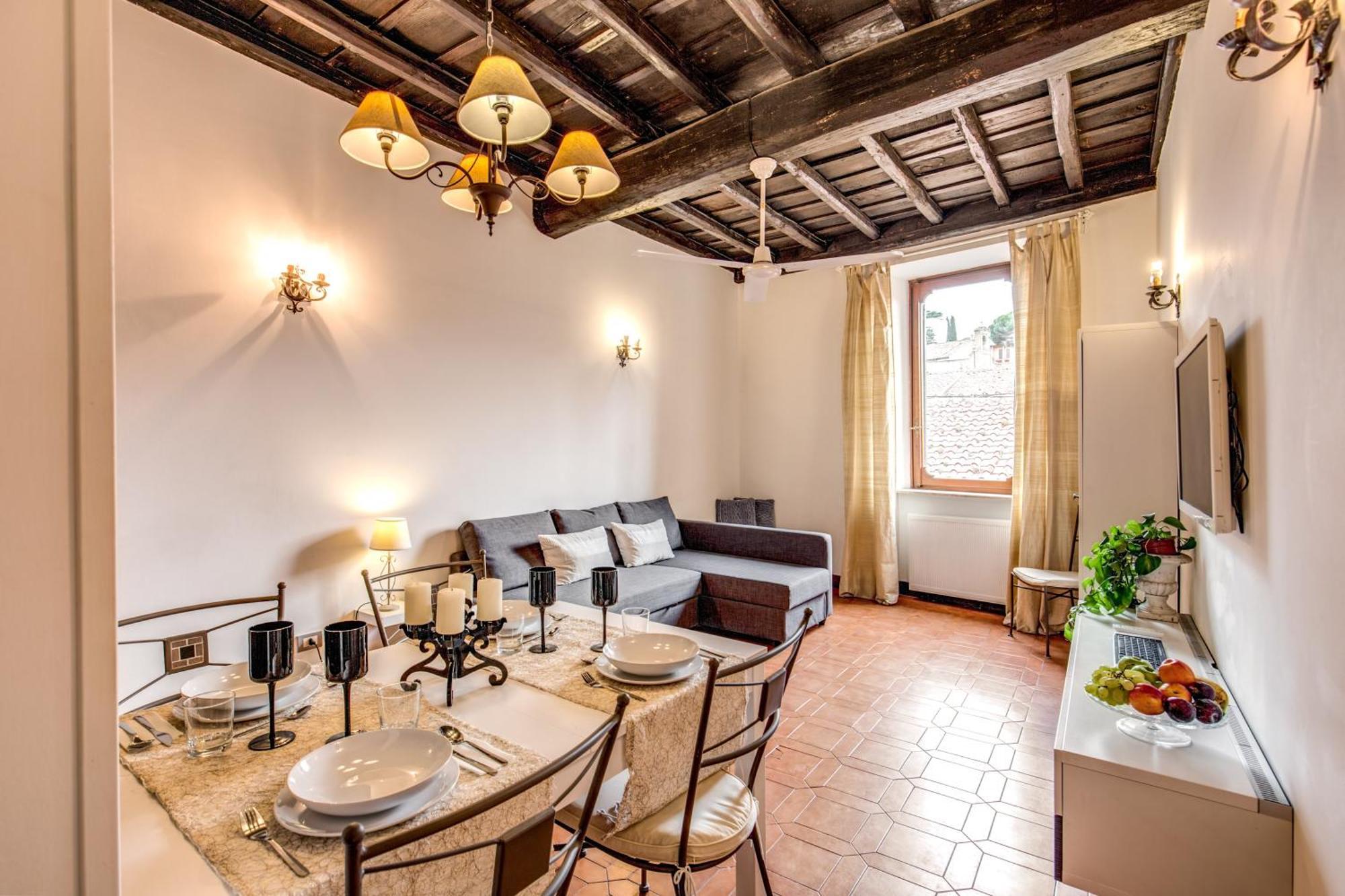 Elegant Apartment Behind The Colosseum โรม ภายนอก รูปภาพ