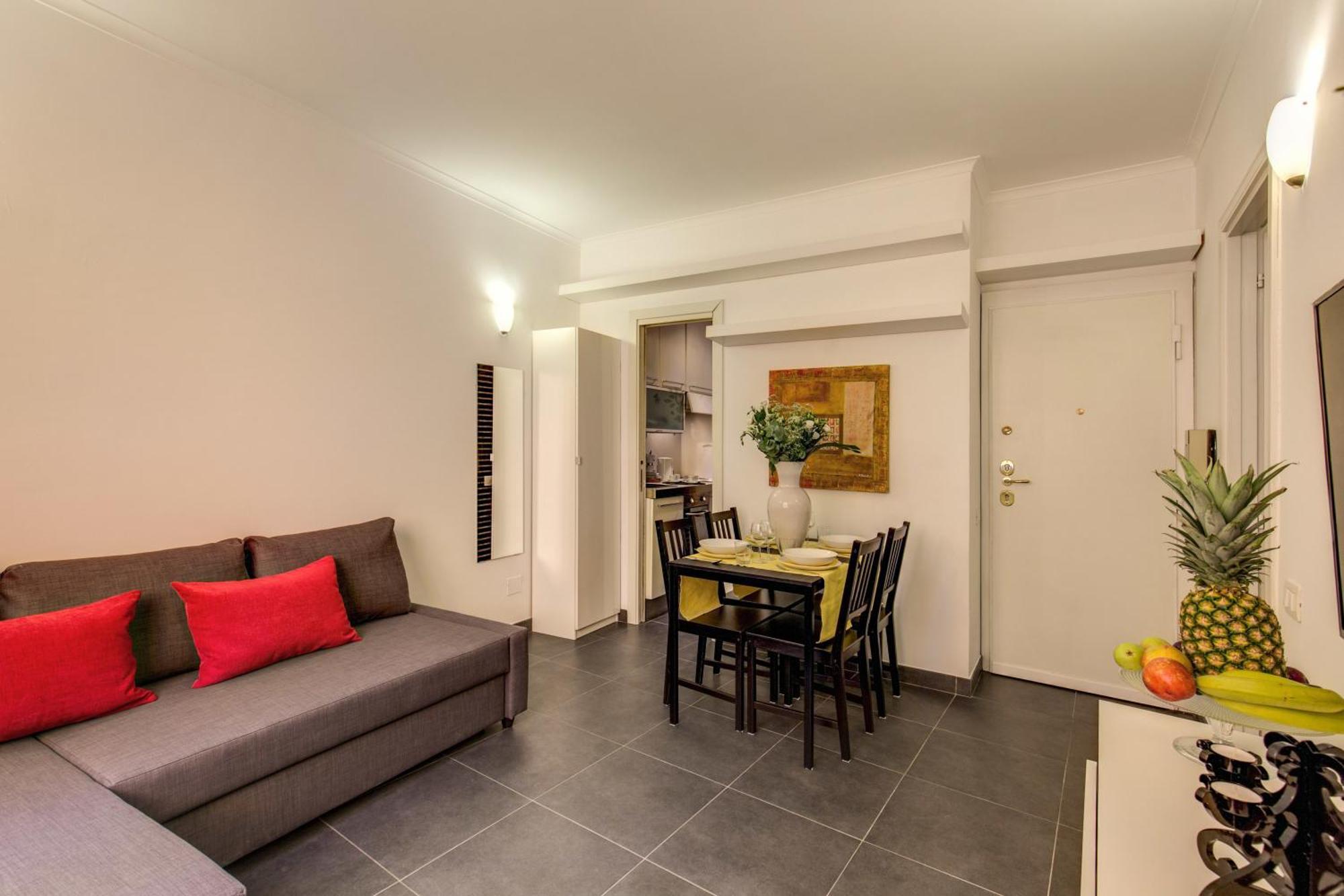 Elegant Apartment Behind The Colosseum โรม ห้อง รูปภาพ